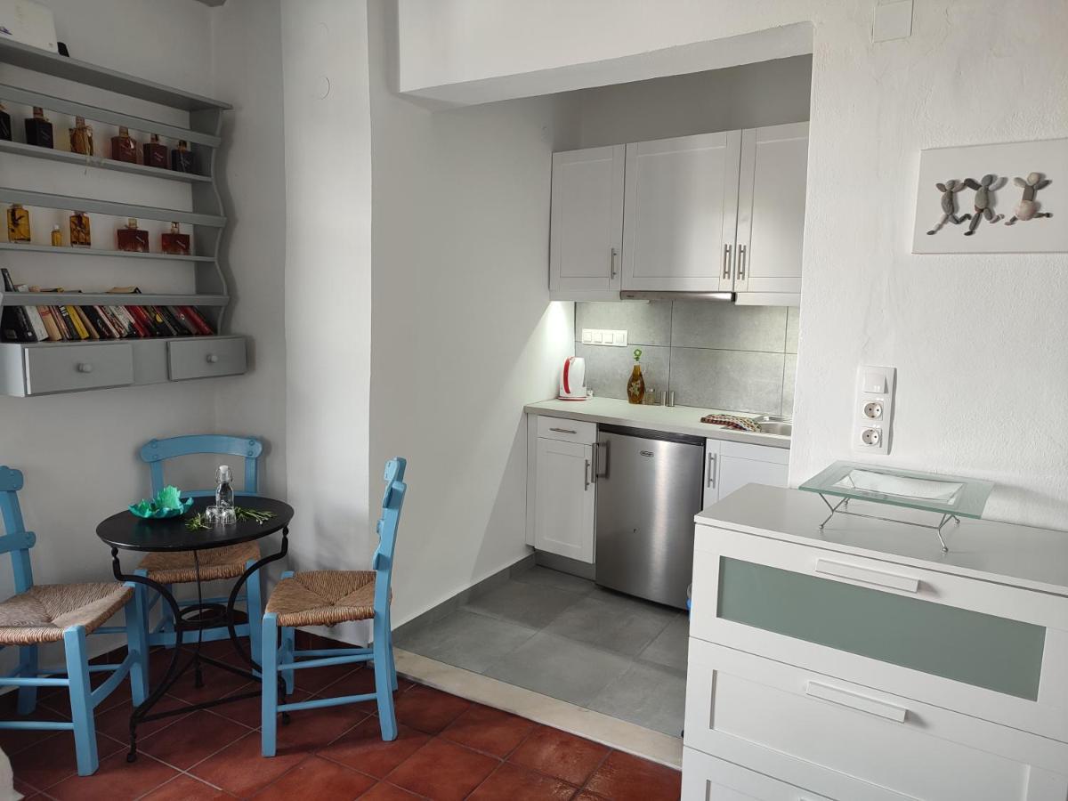 Xenonas Apartamento Kamilárion Exterior foto